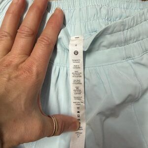 lululemon athletica Women's Shorts - Soft Blue